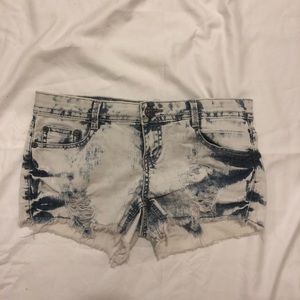 acid wash jean shorts 👖